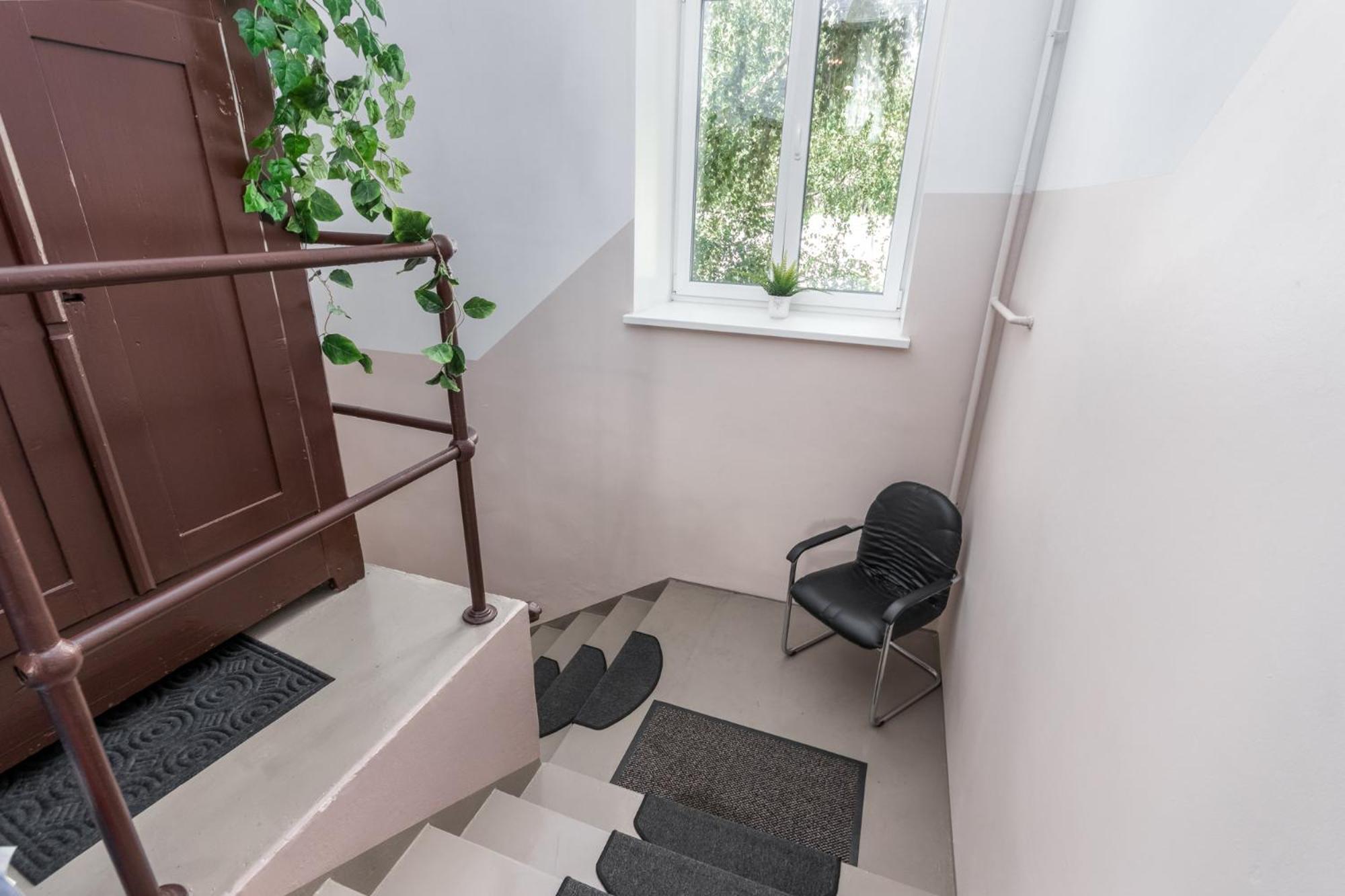 Elegant Apartment In Historical Centre & Free Locked Parking Riga Esterno foto